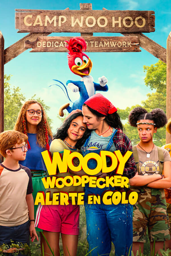 Gezinsvriendelijke filmaffiche met de bekende icoon Woody Woodpecker en kinderen bij een kampbord, relevante zoektermen: IPTV aanbieders hebben anime en kinderfilms beschikbaar, Familie-IPTV voor uitgebreide entertainment.